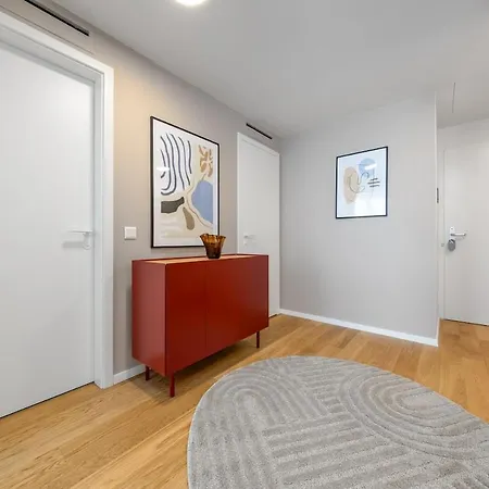 Modern 1-bedroom In Vydrica Near Castle Pressburg