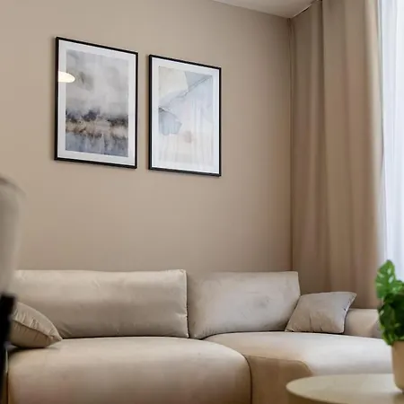 Modern 1-bedroom In Vydrica Near Castle Pressburg