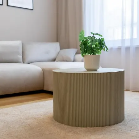 Modern 1-bedroom In Vydrica Near Castle